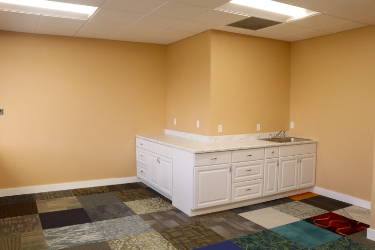 Commercial Building-1009 Web