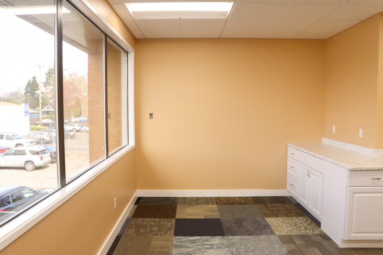 Commercial Building-1010 Web