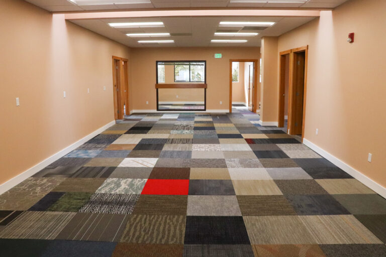 Commercial Building-1014 Web